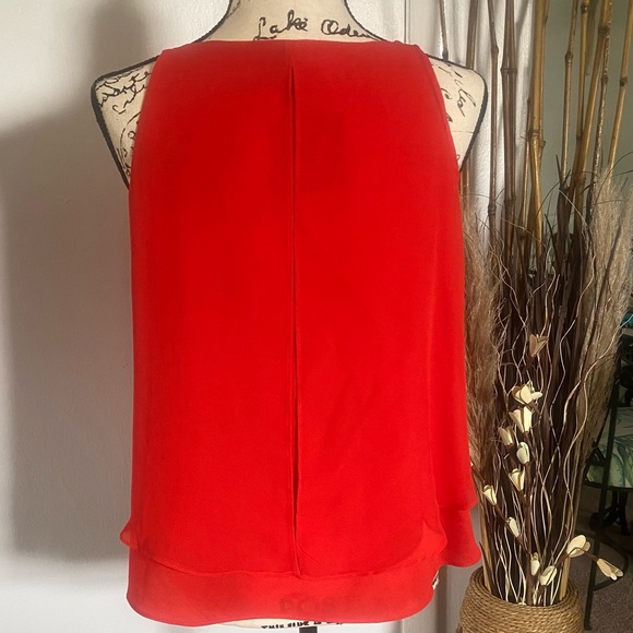 NY&CO Sleeveless Blouse 𝙁𝙄𝙉𝘼𝙇 𝙎𝘼𝙇𝙀 𝙐𝙉𝙇𝙀𝙎𝙎 𝘽𝙐𝙉𝘿𝙇𝙀𝘿‼️ - Picture 2 of 3